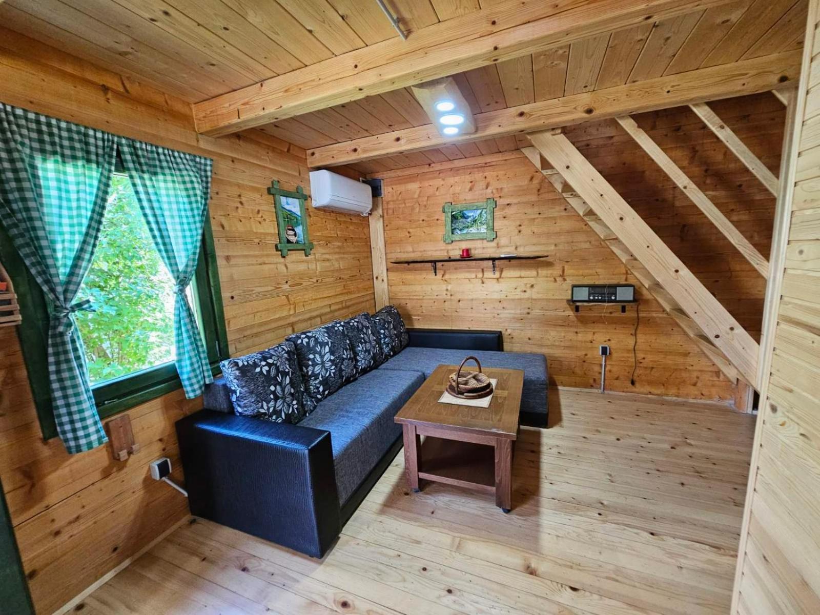 Guest House Green Garden 모이코바츠 외부 사진