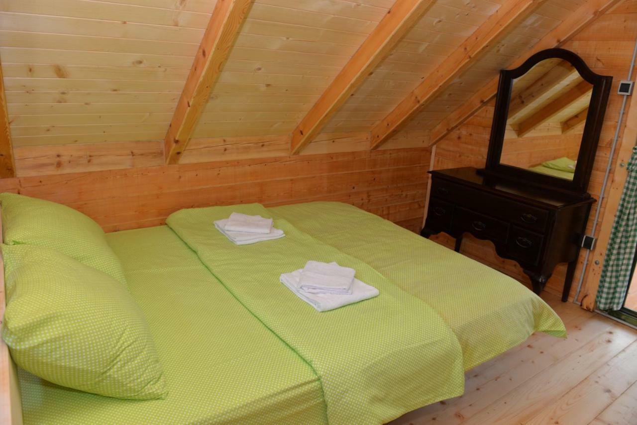 Guest House Green Garden 모이코바츠 외부 사진